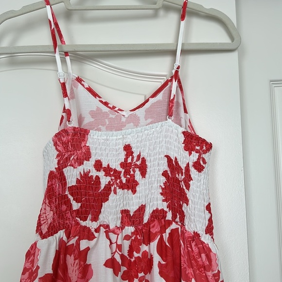 Billy J Red White Floral Tiered Mini Dress - Picture 3 of 5
